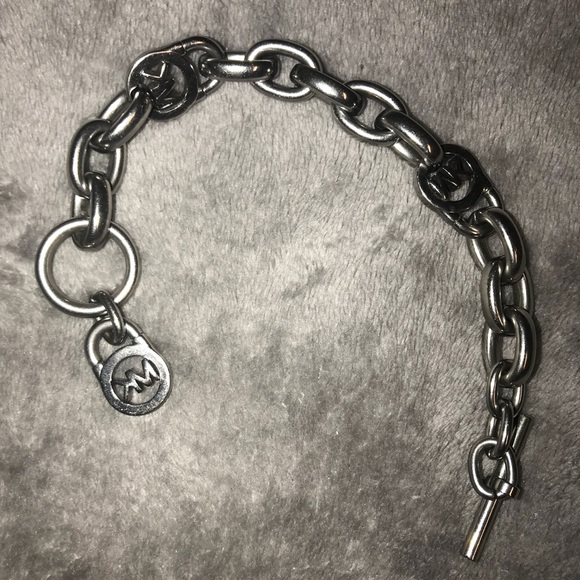 Michael Kors Bracelet - Picture 3 of 4